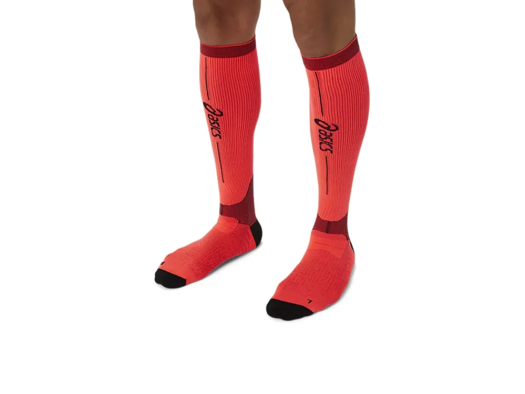 Hardlopen|Sokken>ASICS PERFORMANCE RUN COMPRESSION SOCK Sunrise Red